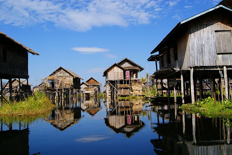 File:Inle-Yawnghwe.jpg
